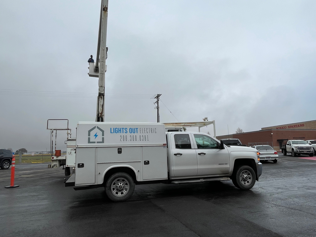 Lights Out Electric Image