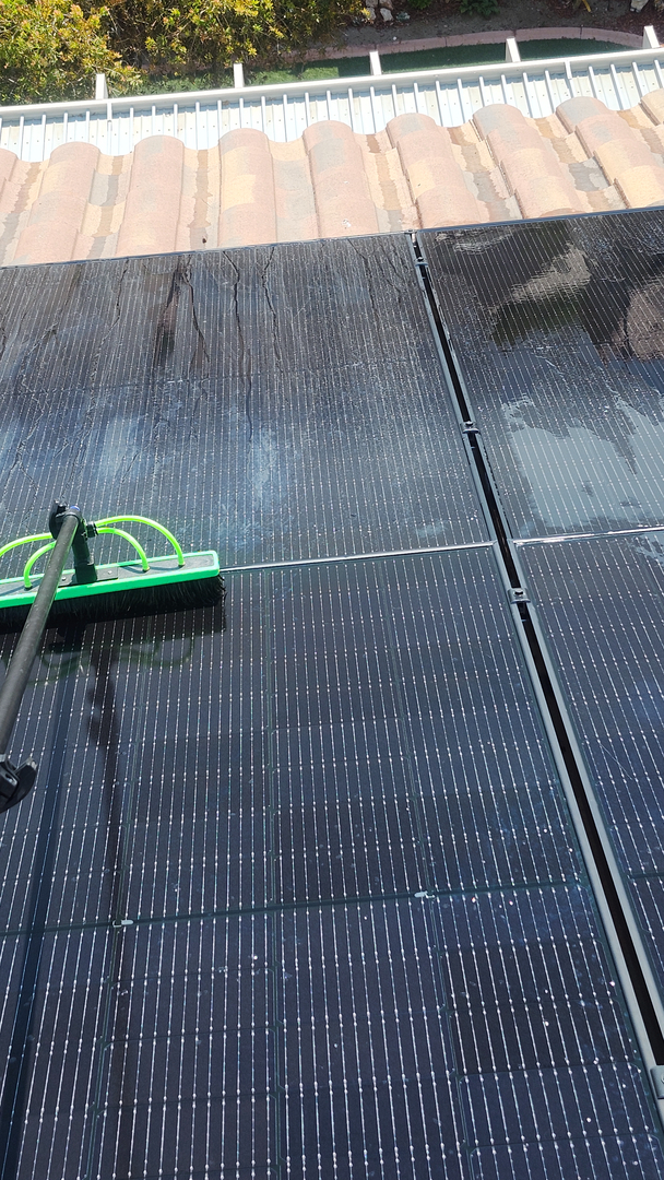 Barron's Solar Wash Company - Solar Panel Cleaning and Pigeon Proofing Image