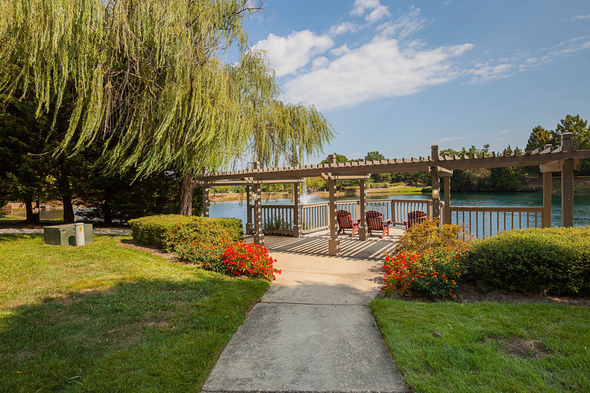 Deep River Pointe Apartments - High Point, NC