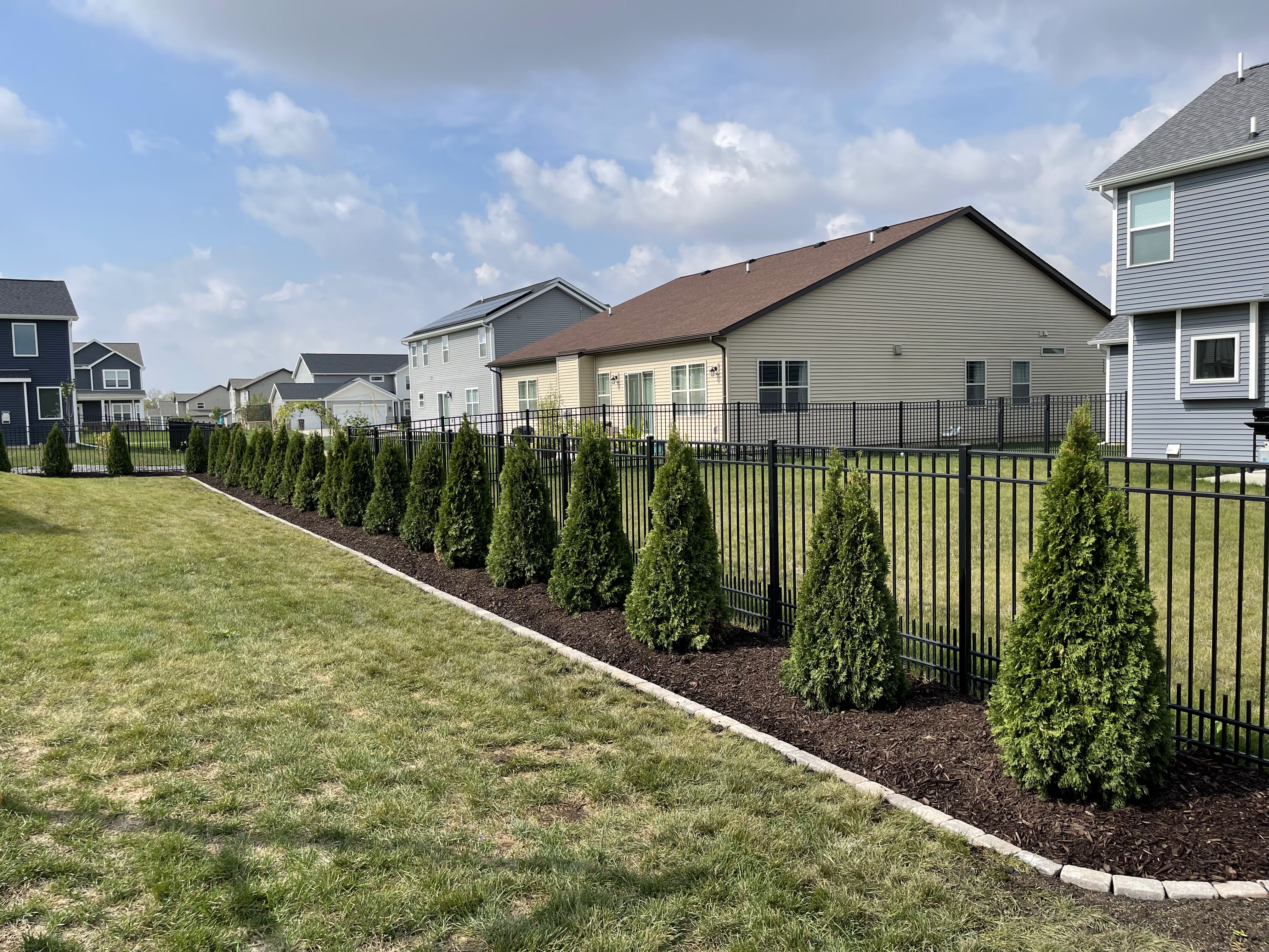 Mobeck Lawn & Landscape Image