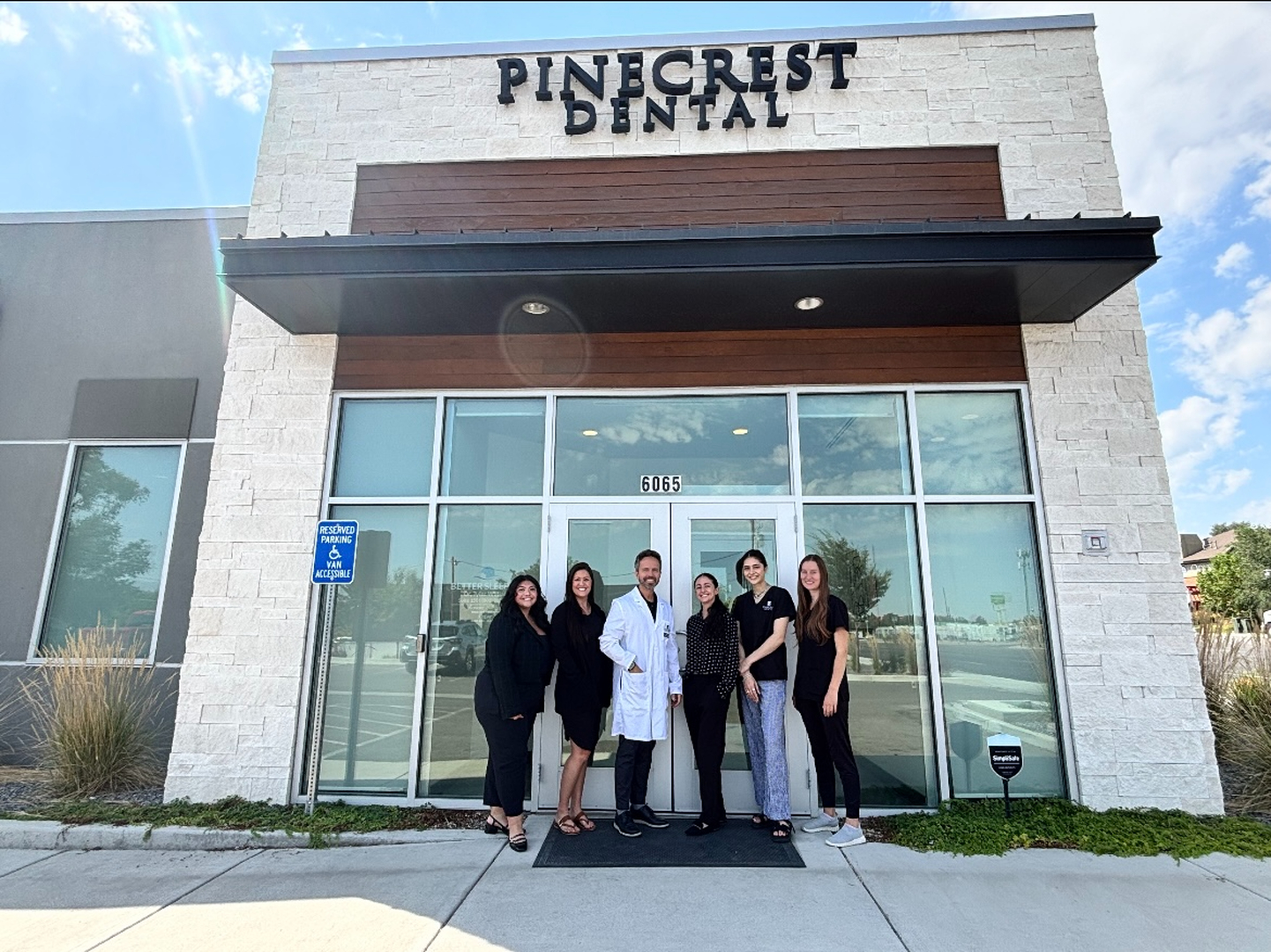 Dr. Tyler Williams: Pinecrest Dental Functional Dentistry, Implants and Biomimetic Bonding Image