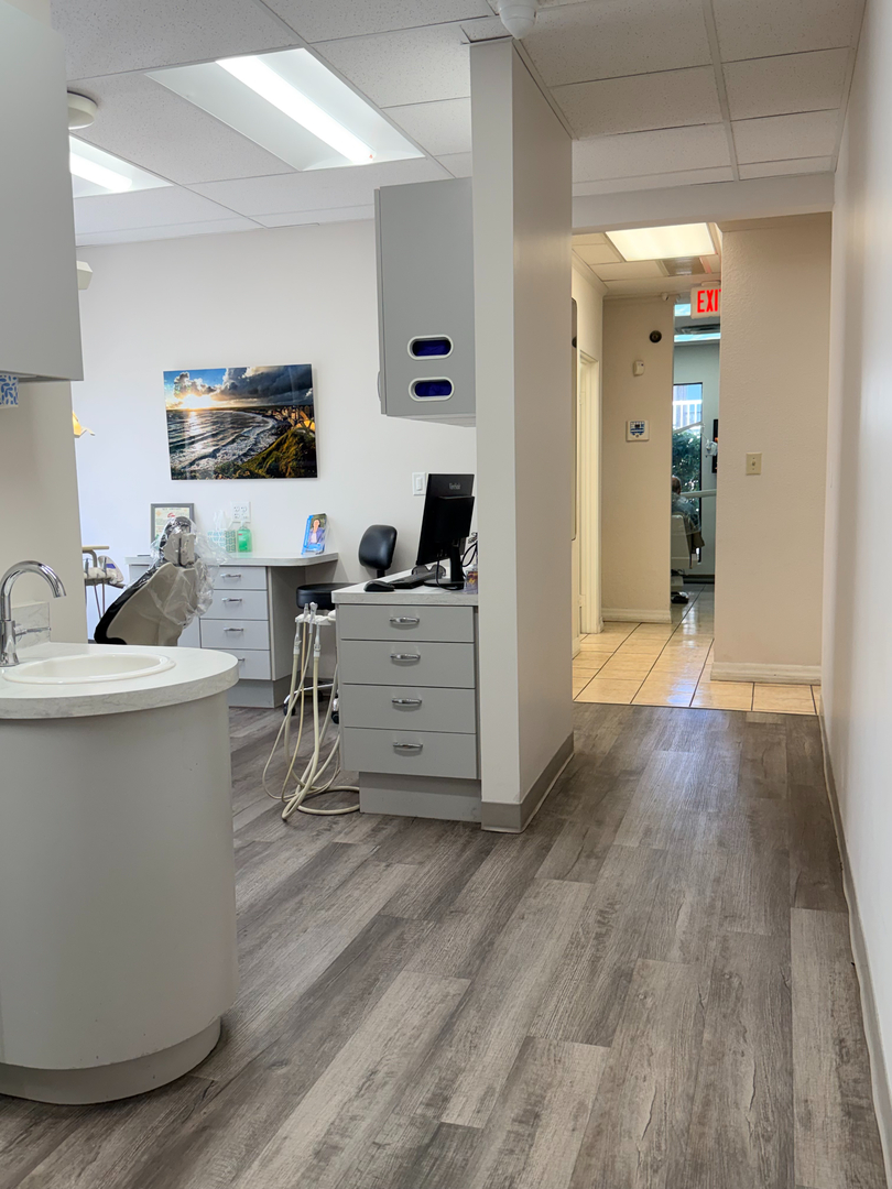 AZ Dentist - 1st Classic Dental Image