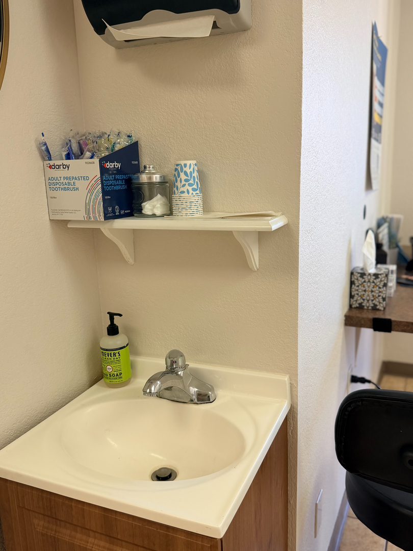 AZ Dentist - 1st Classic Dental Image