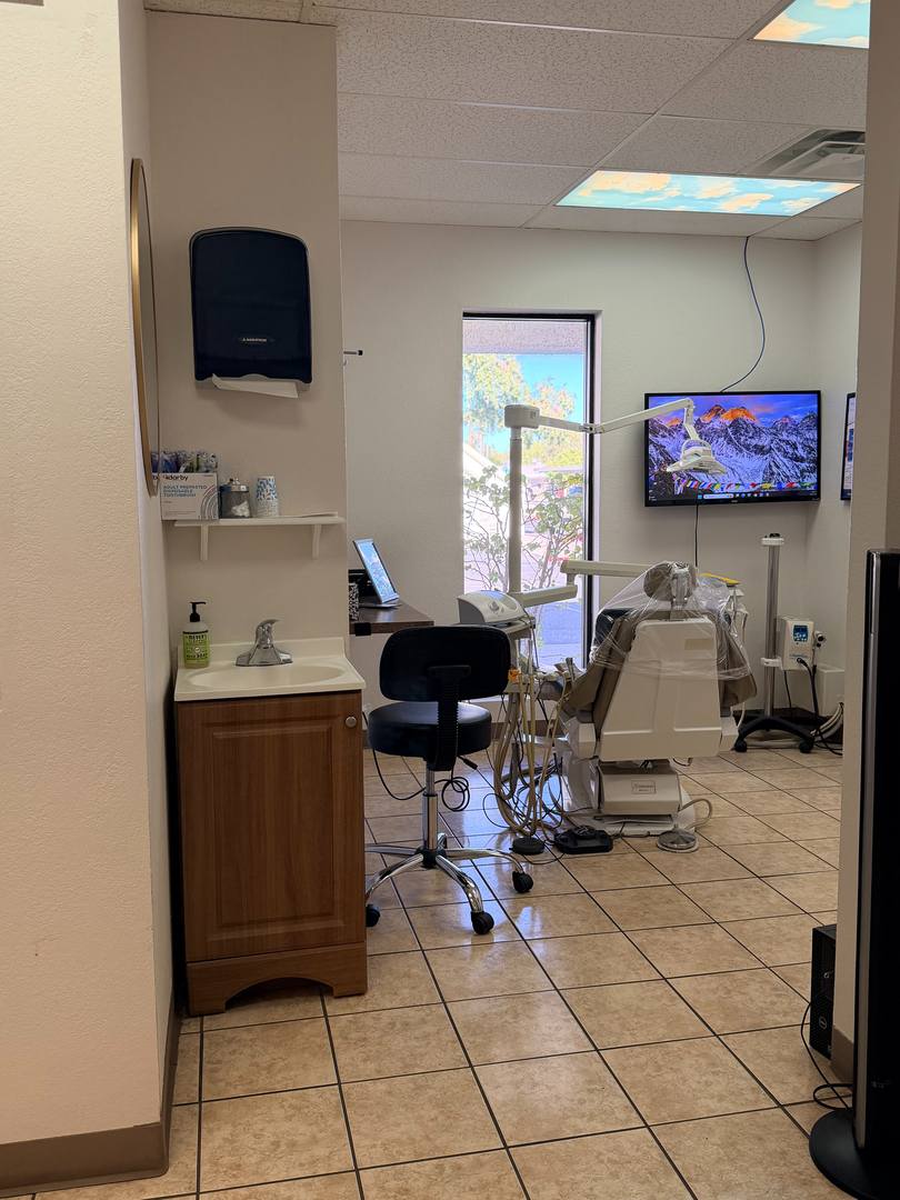 AZ Dentist - 1st Classic Dental Image