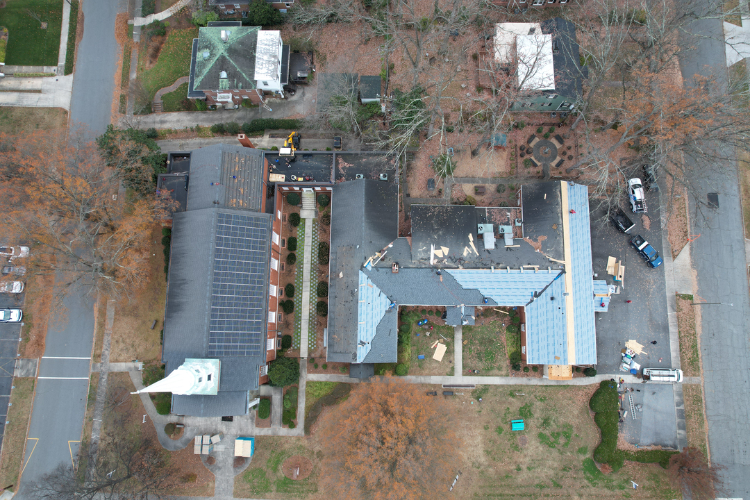 Super Roofing Company Image