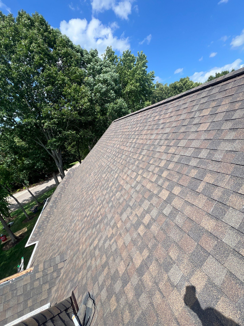 Super Roofing Company Image