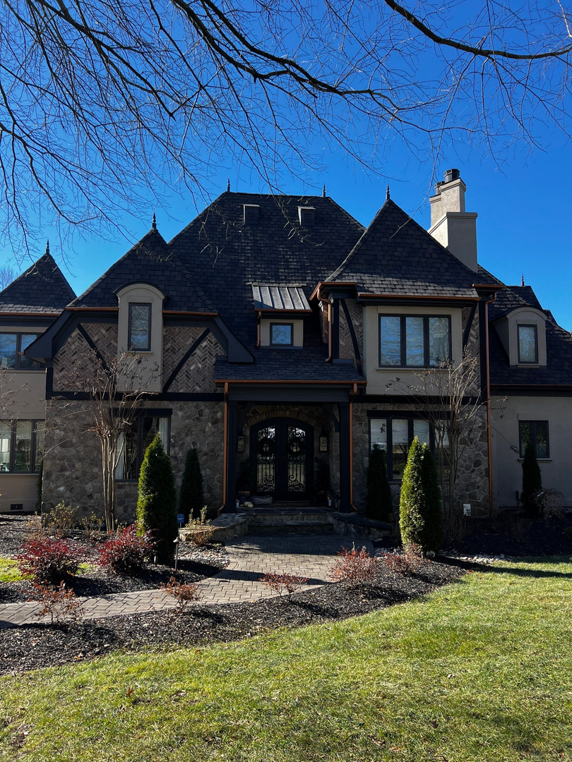 Super Roofing Company Image