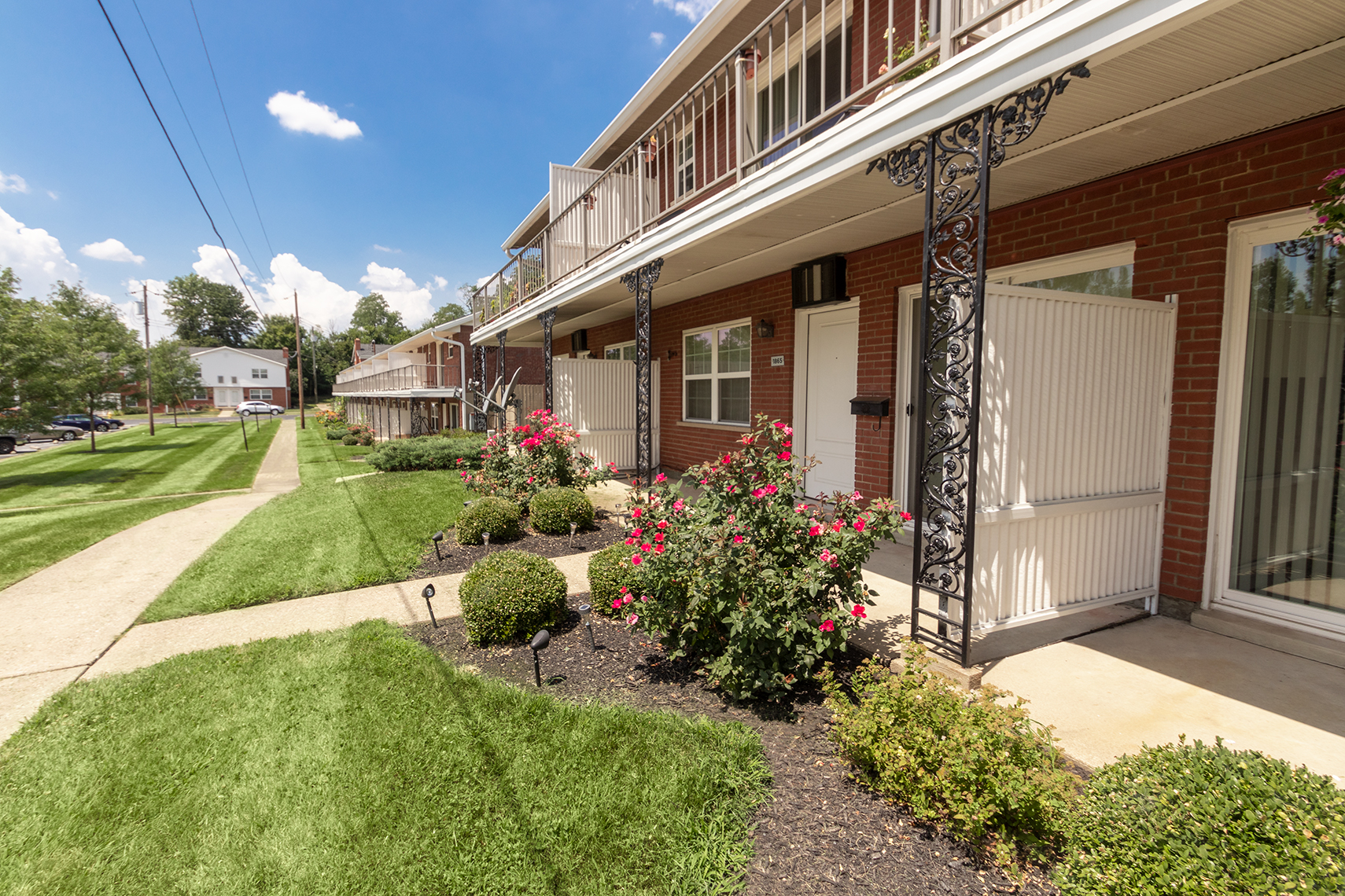 Lake of the Woods Apartments Image