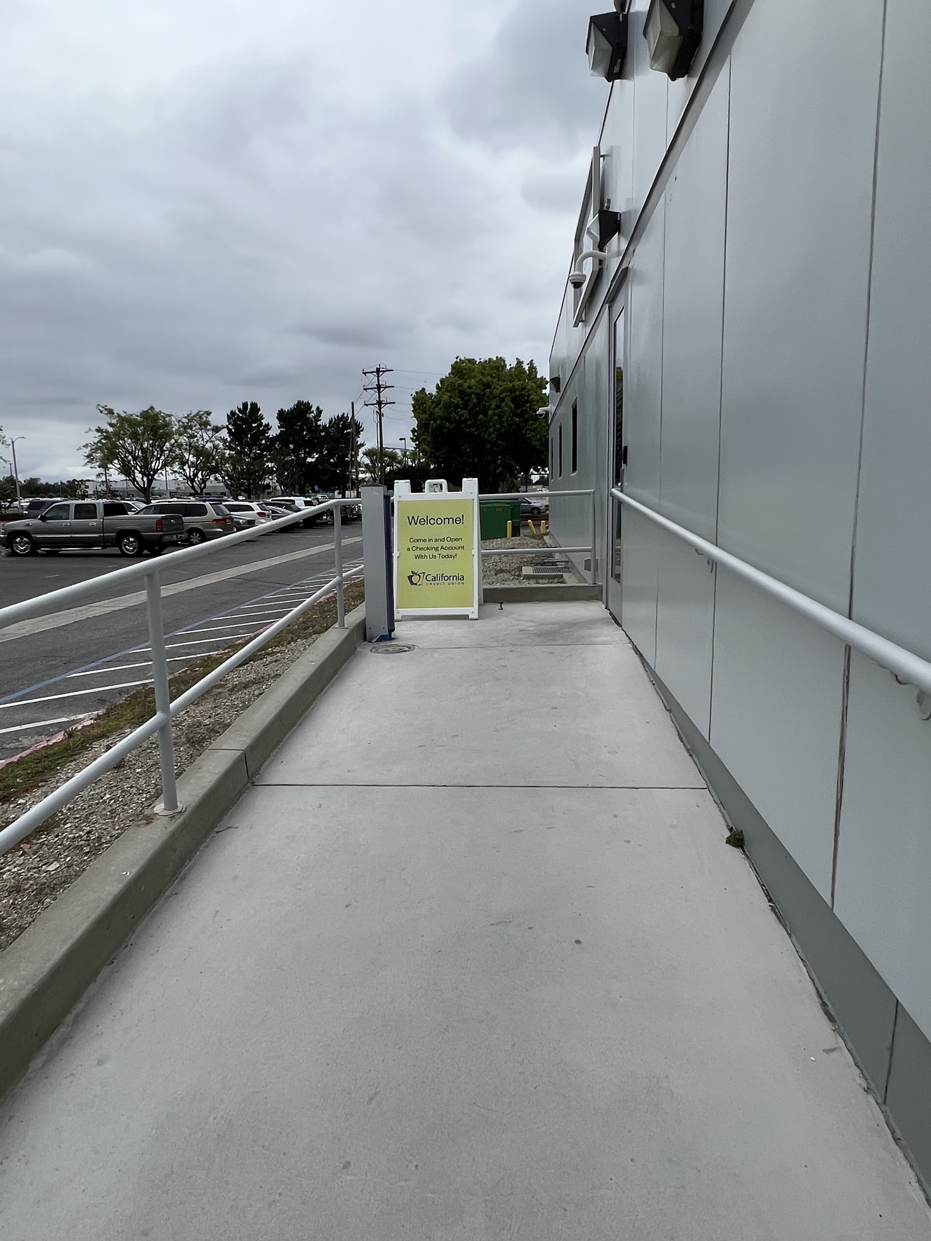 California Credit Union Image