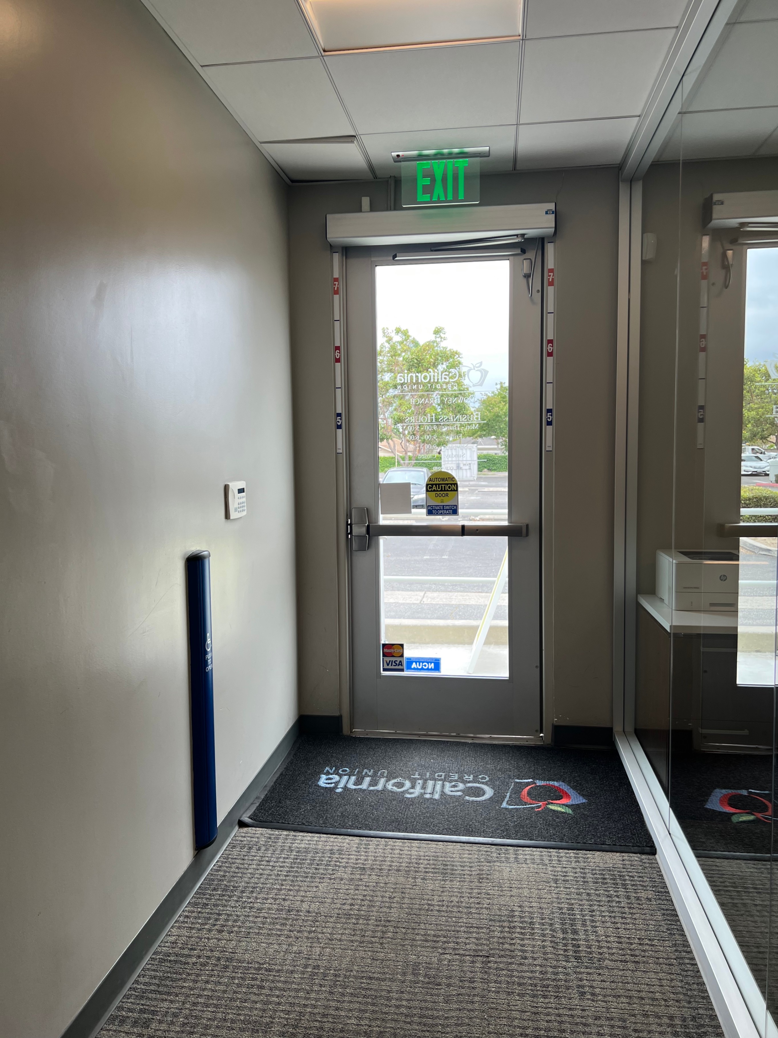 California Credit Union Image