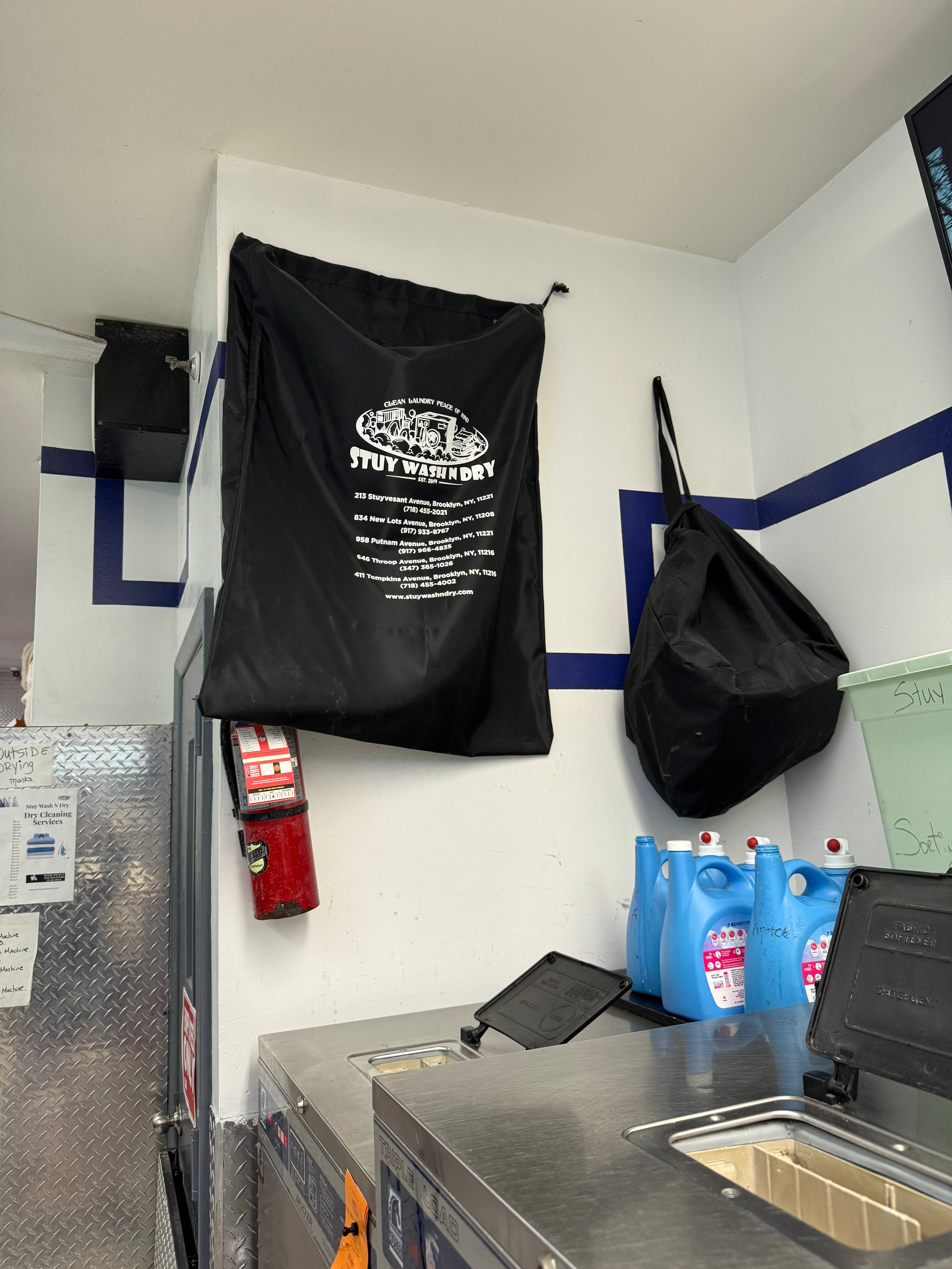 Stuy Wash N Dry Logo