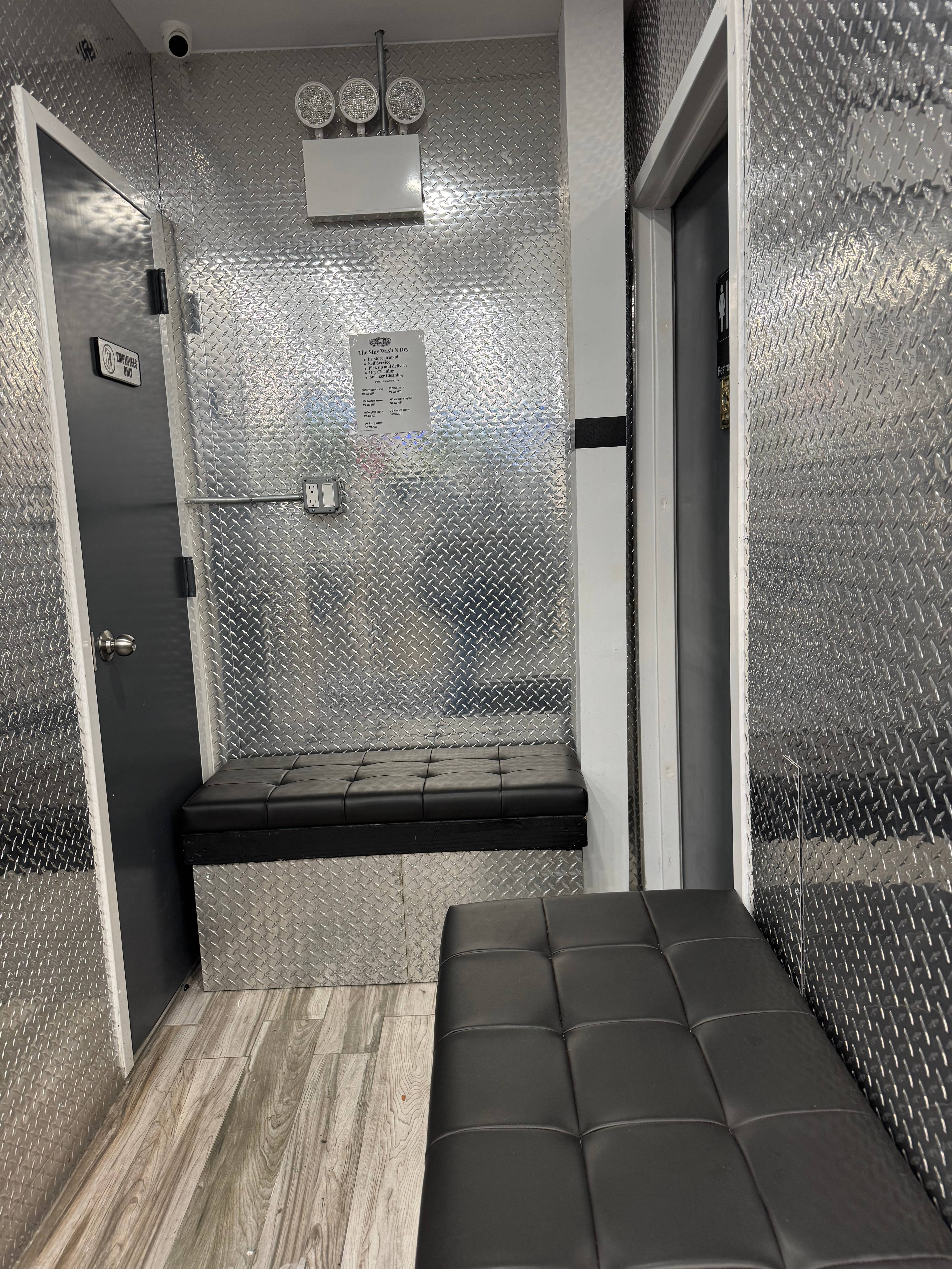 Stuy Wash N Dry Image