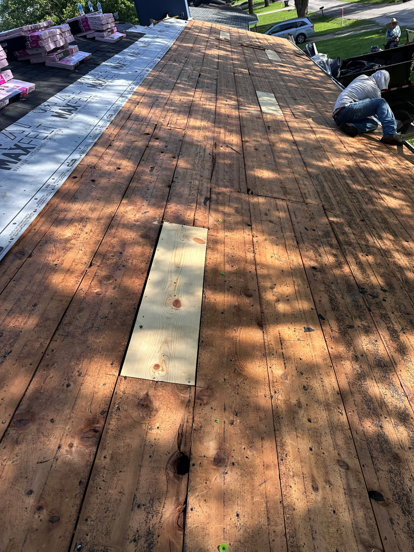 Heritage Roofing & Repair Image