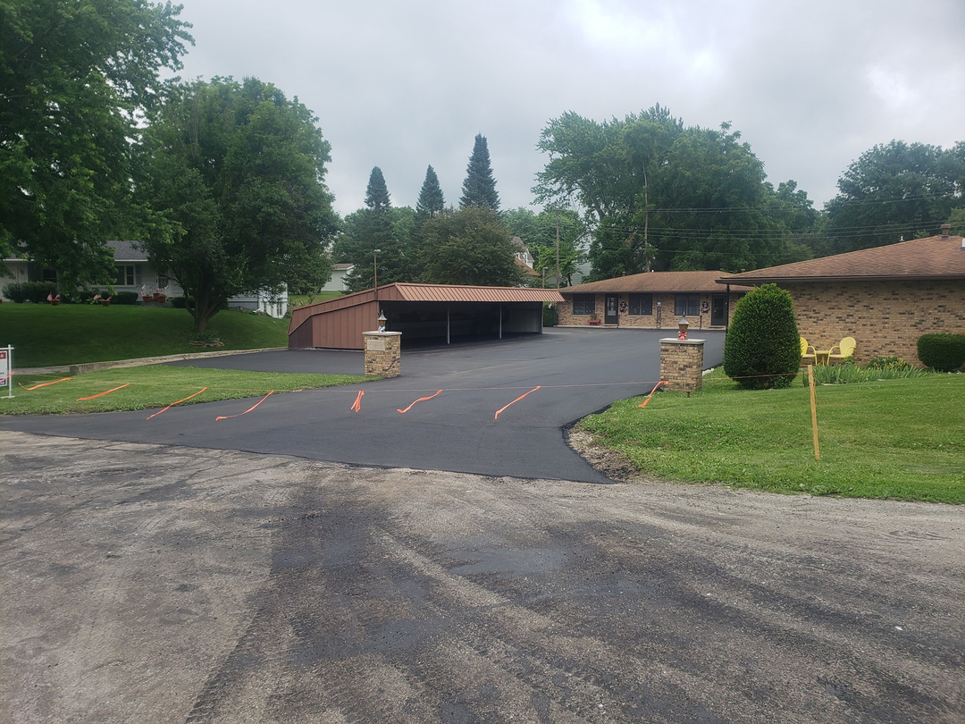 Taylor Ridge Paving & Construction Image