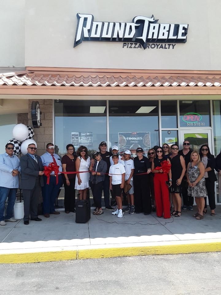 Round Table Pizza Image