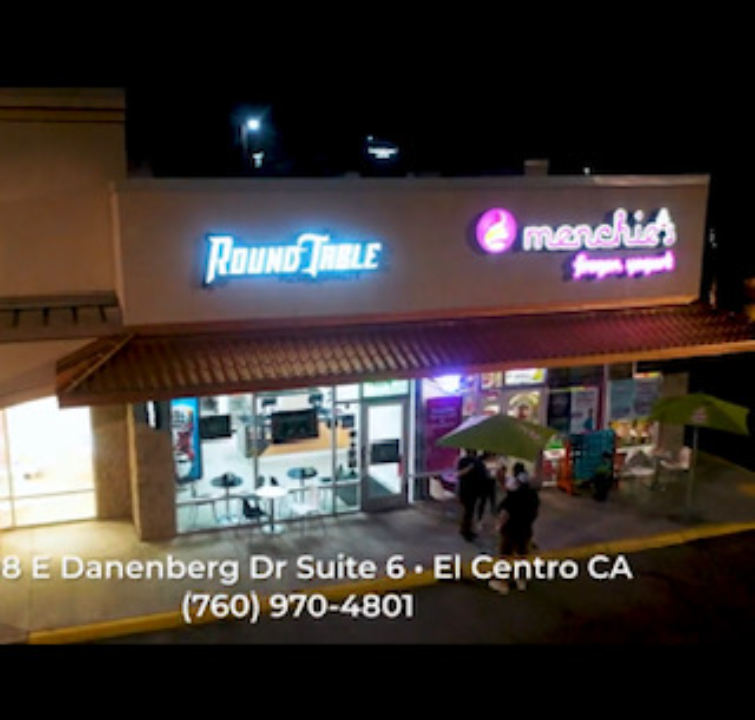 Round Table Pizza Image