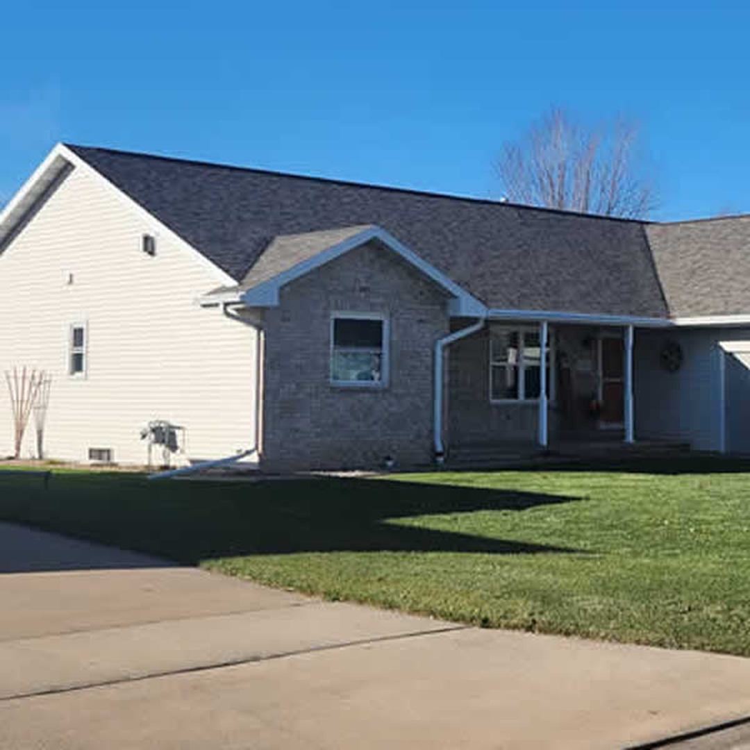 Apple Valley Roofing Image