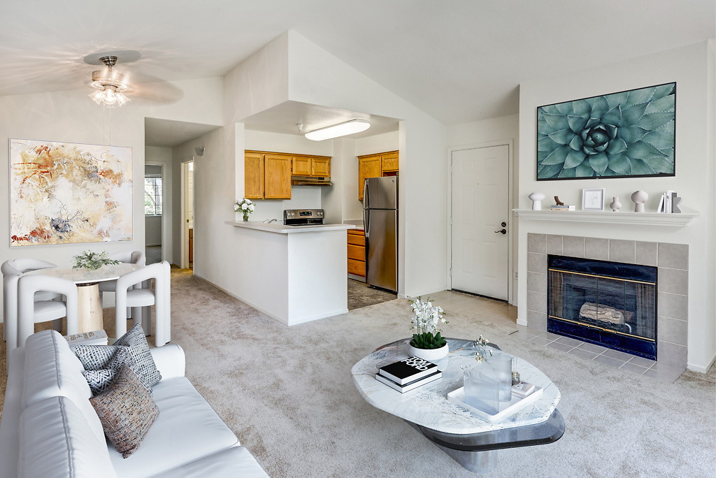 Deer Valley Apartments - San Rafael, CA