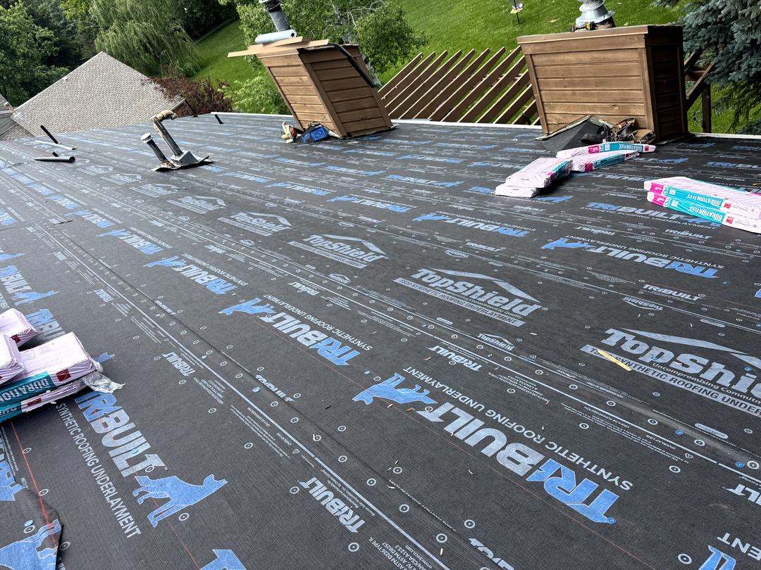 Reel Roofing Image