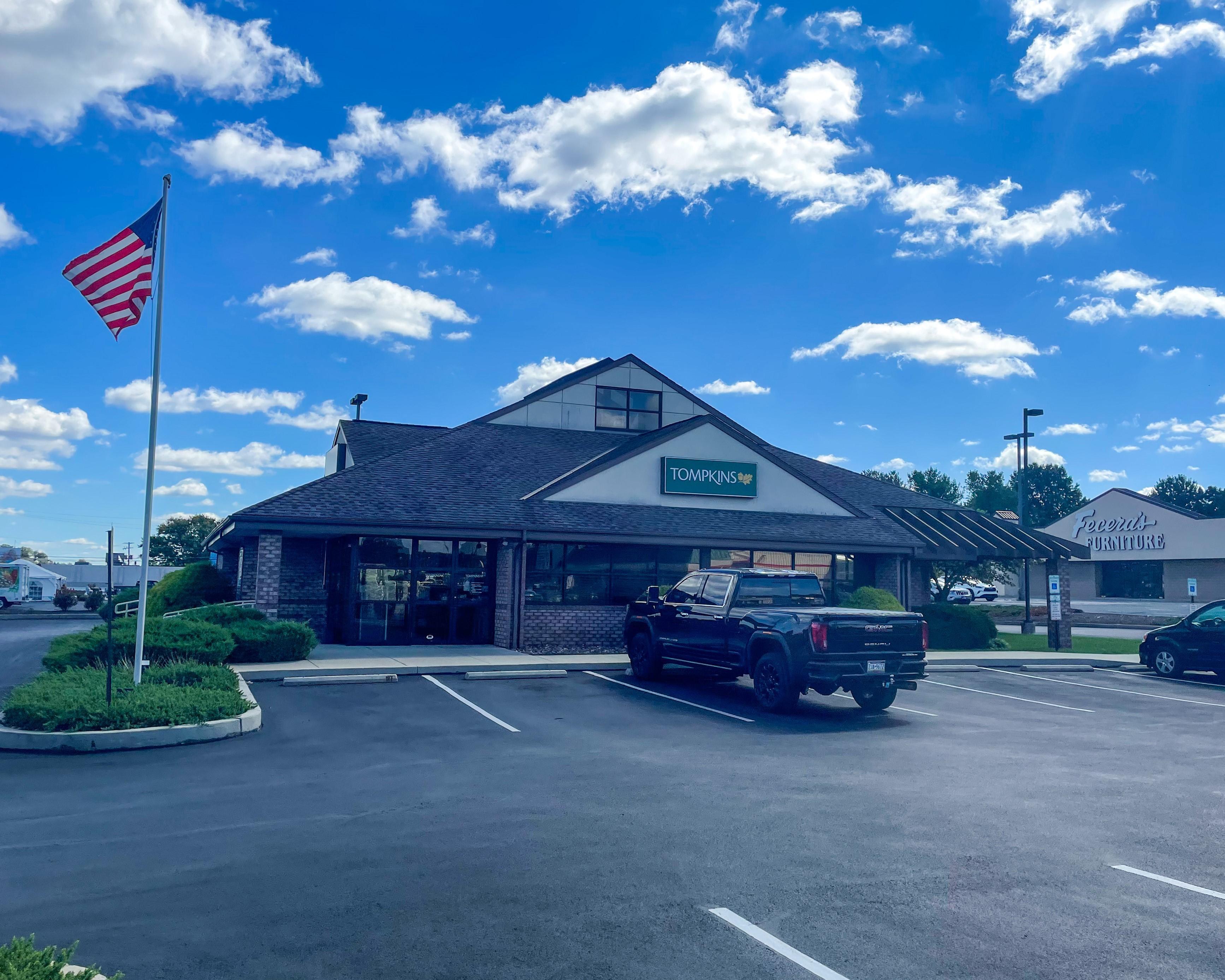 Tompkins Community Bank Image