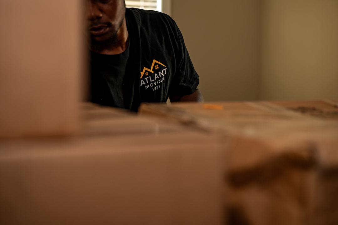 Atlant Moving 1987 Image