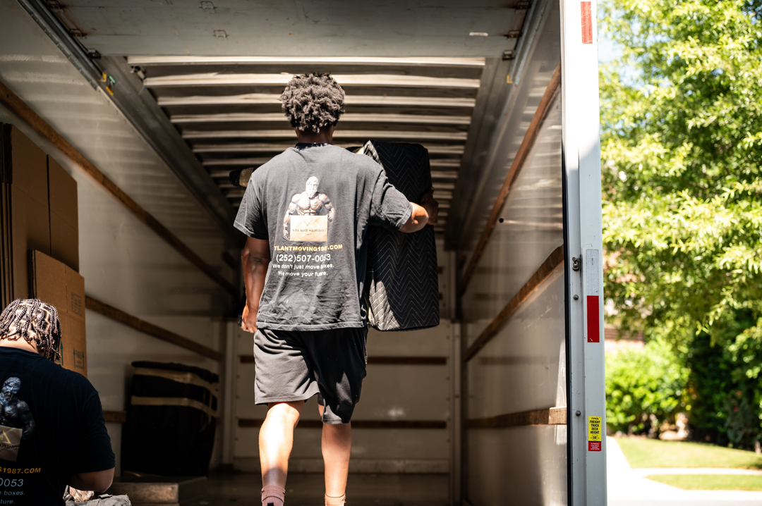 Atlant Moving 1987 Image