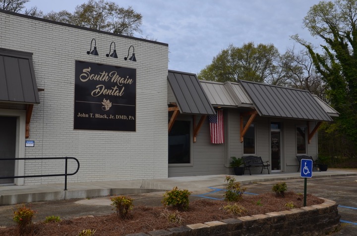 South Main Dental Image