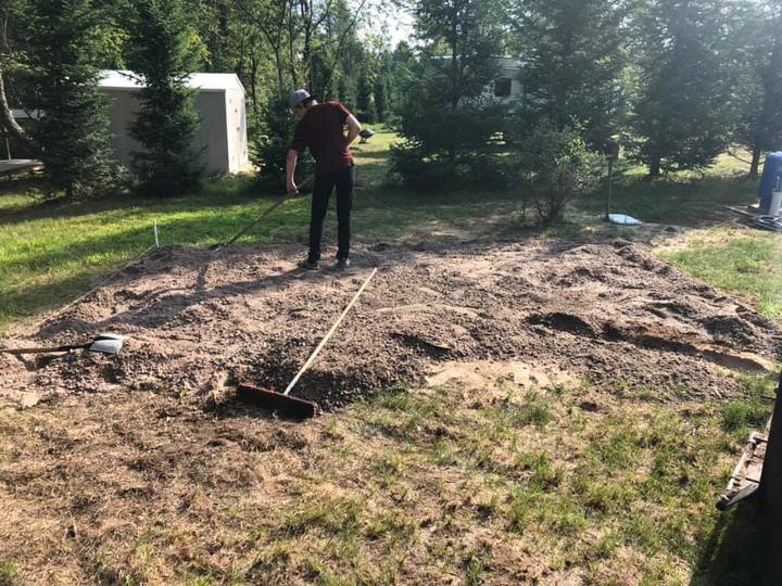 Express Lawn Maintenance LLC Image