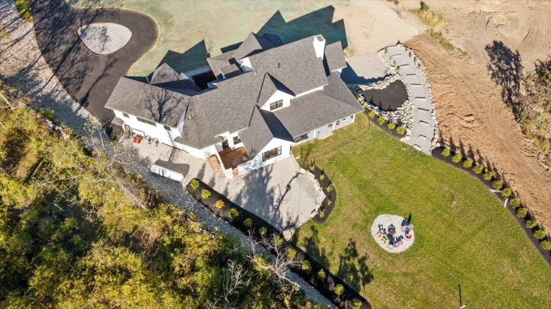 TCI Construction Inc Logo