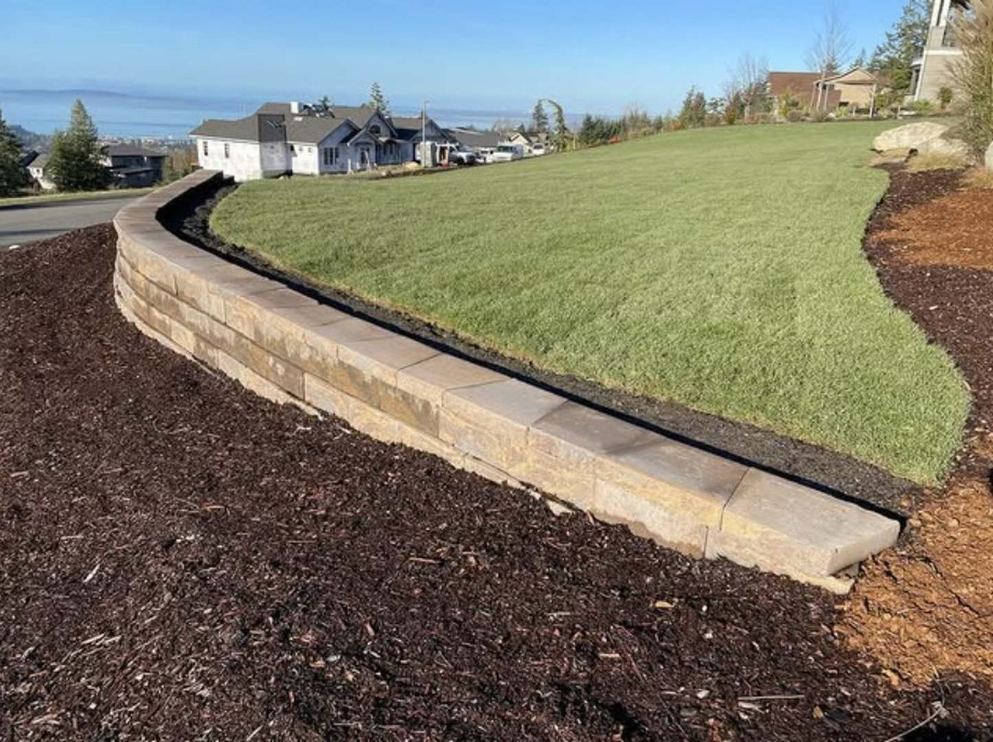 Green Landscape Management Logo