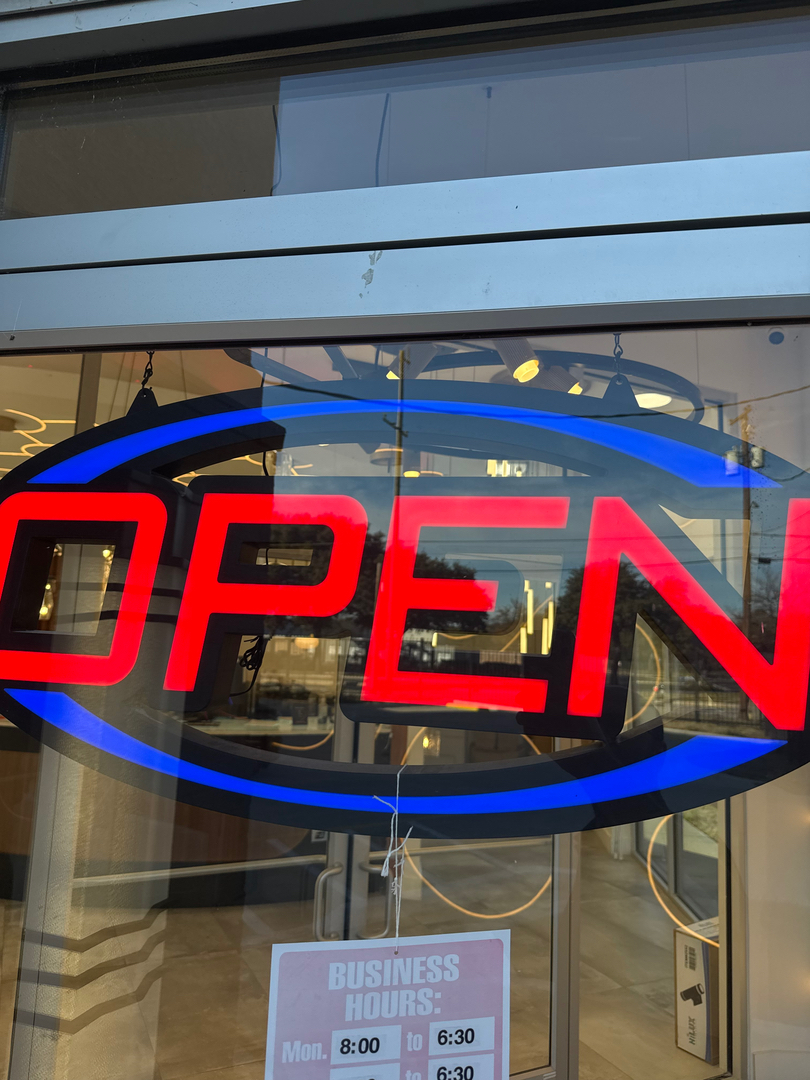 LED KING Fort Worth Image