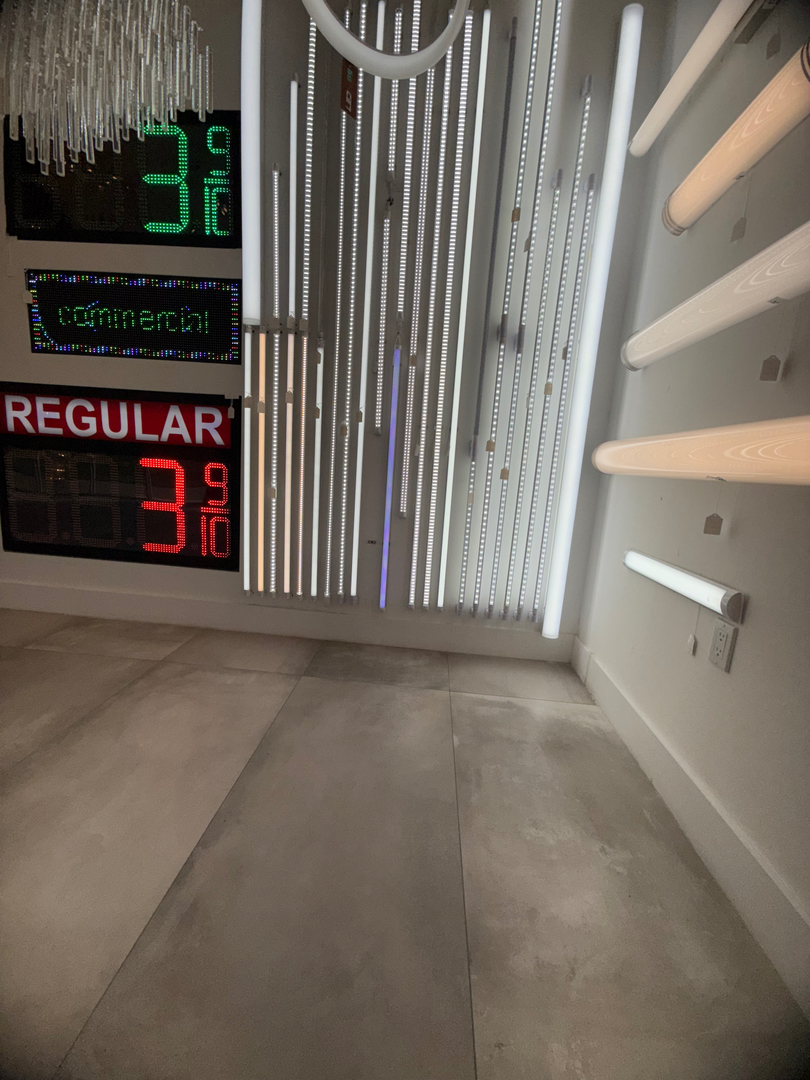 LED KING Fort Worth Image