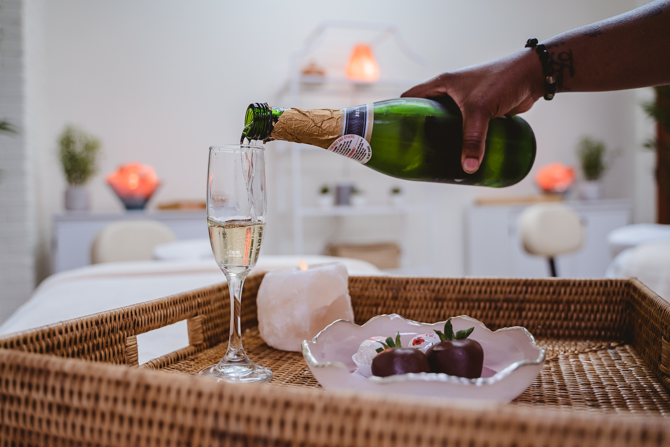 Zen'd Out Massage Spa Image