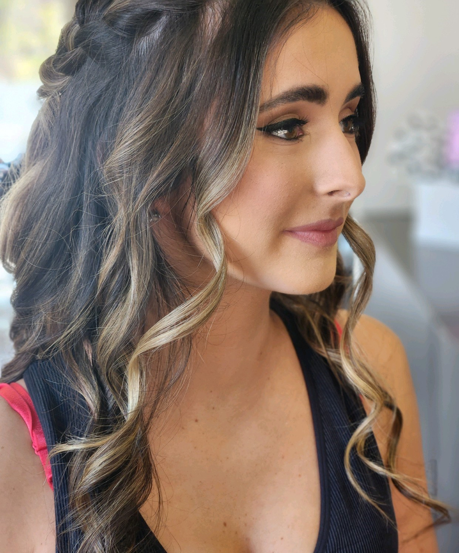 Elle Salon & MedSpa Image