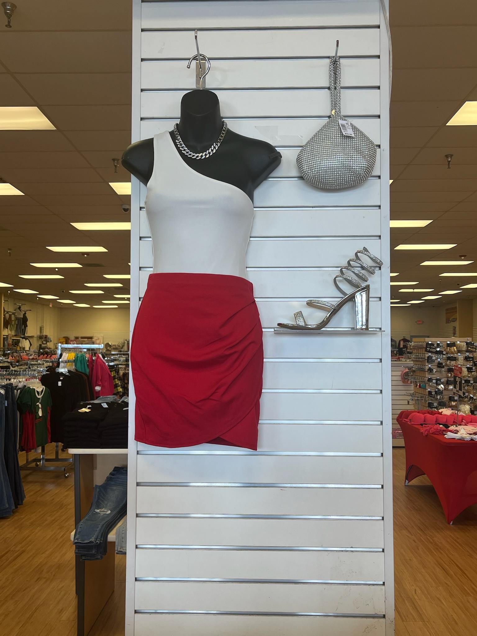 Melrose Family Fashions Image