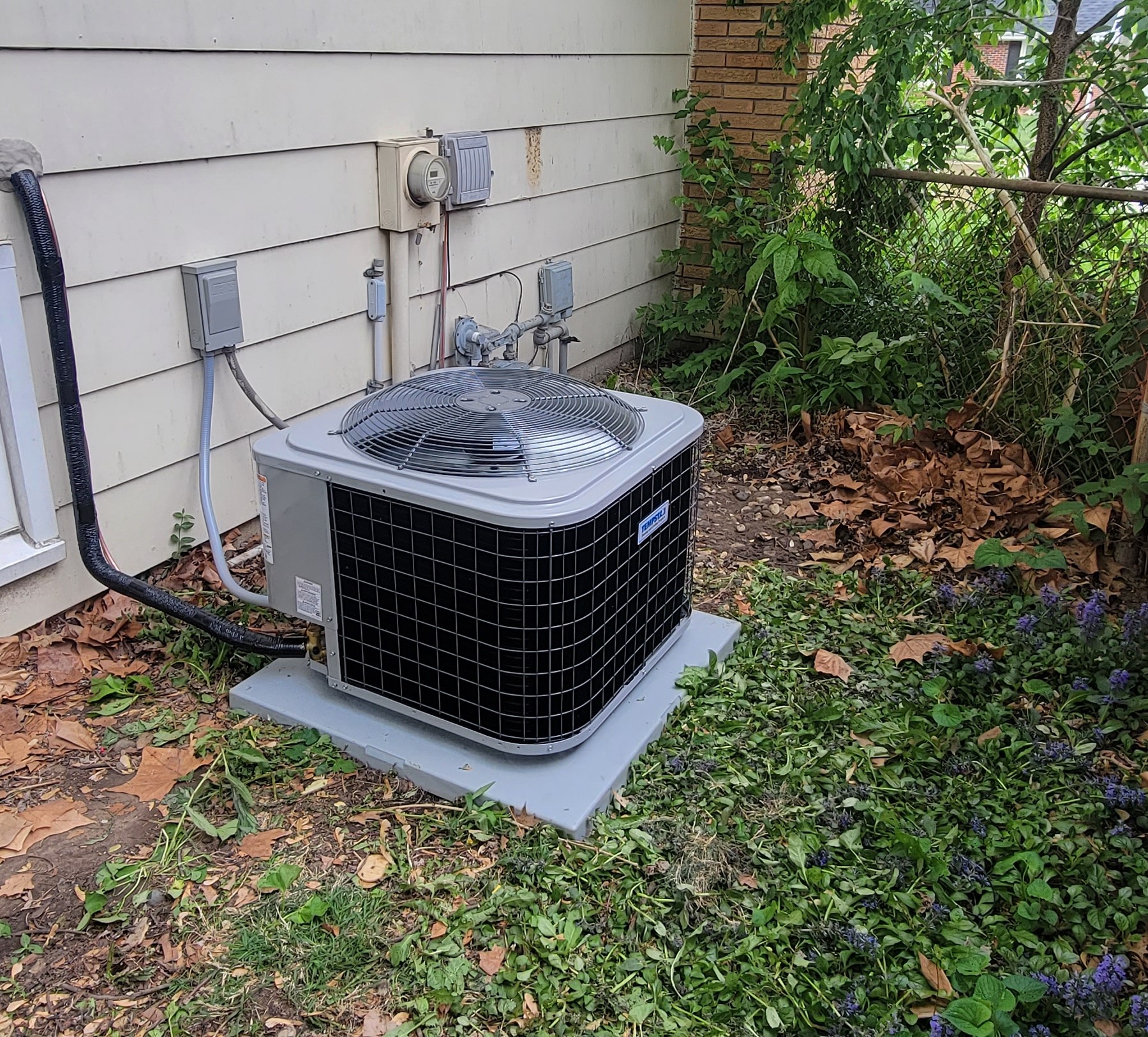 R D Davis Heating and Air Conditioning Image
