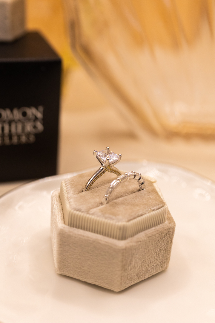 Solomon Brothers Jewelers Image