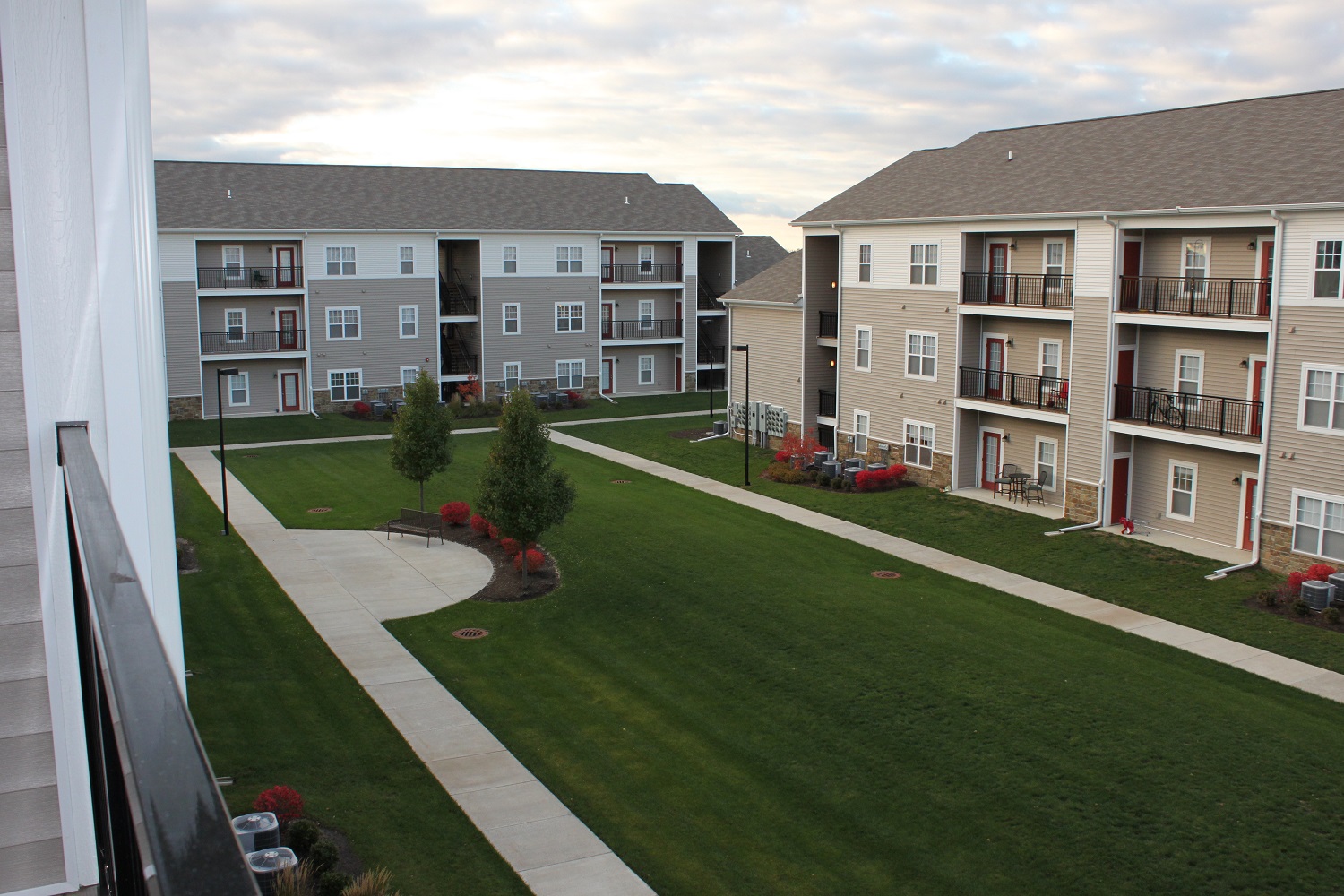 Apartments at Grand Prairie - Peoria, IL