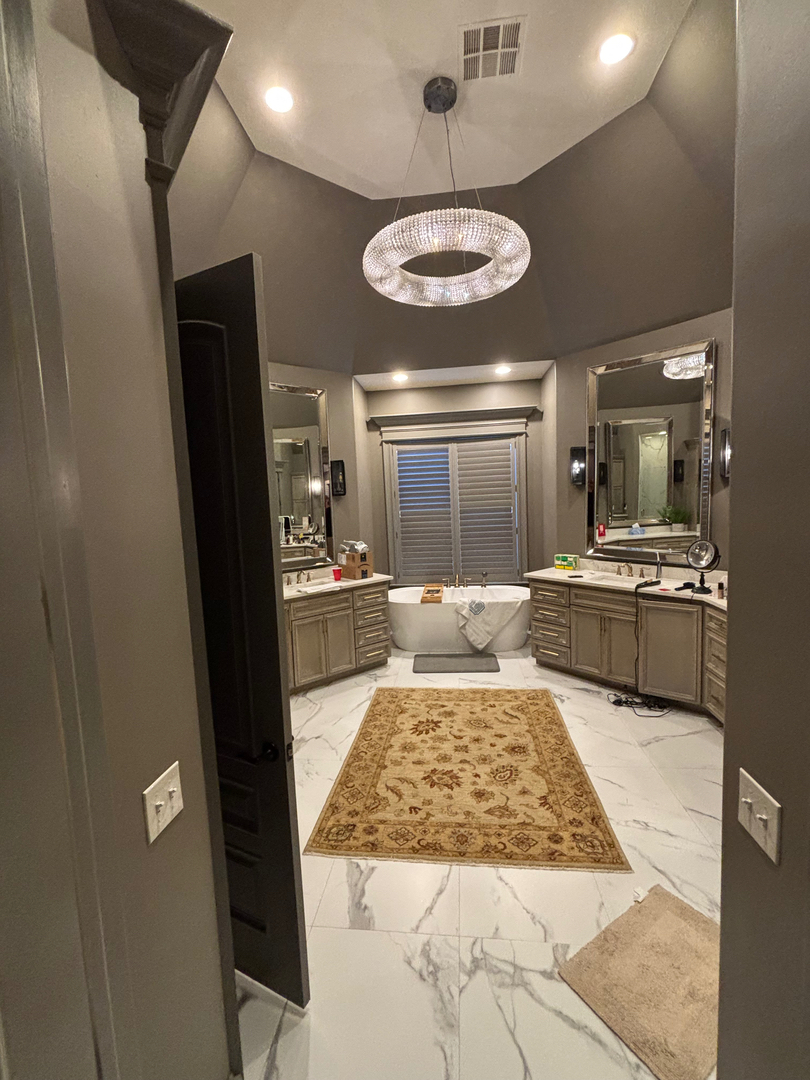 Tulsa Paint Company - Tulsa Painter Image