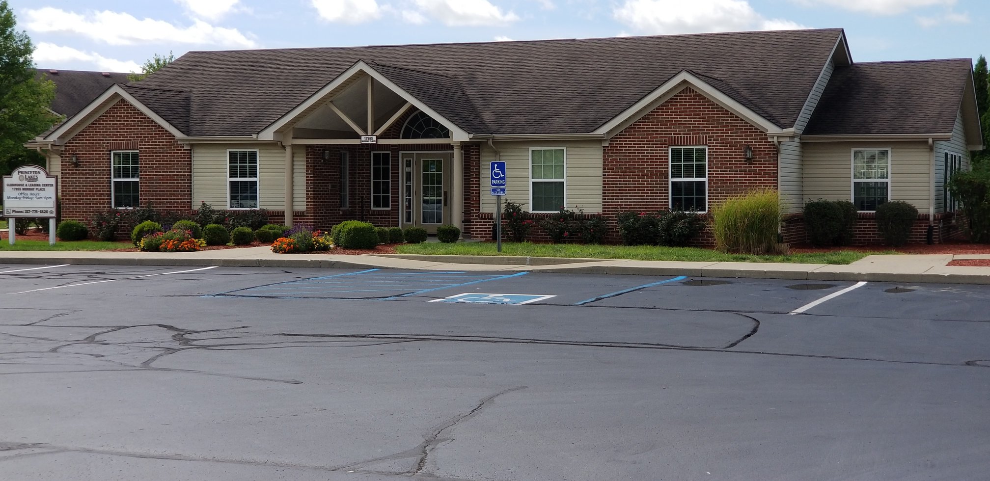 Princeton Lakes Apartment Homes Image