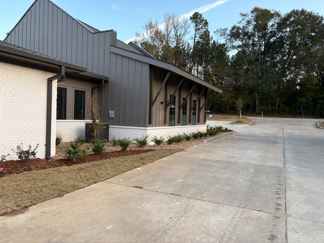 Winburn Landscaping Image