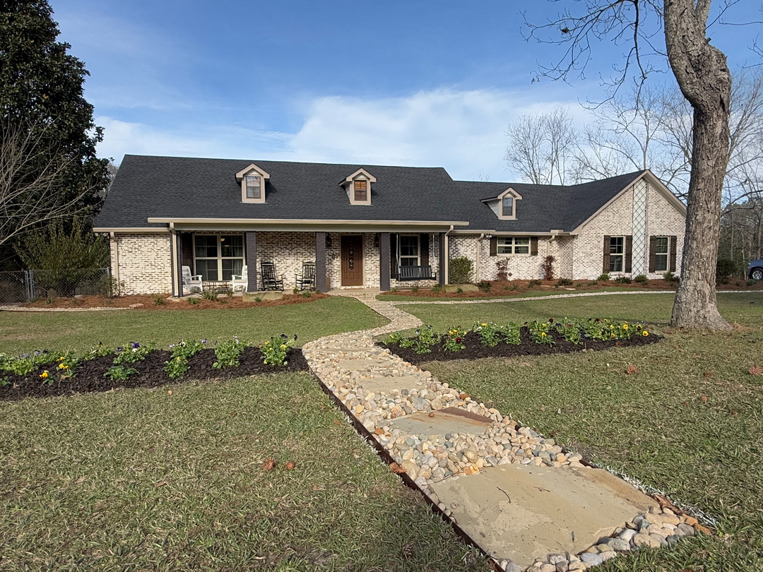 Winburn Landscaping Image