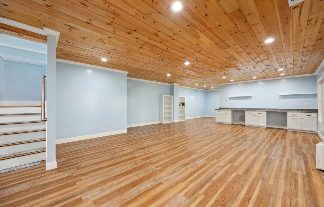 Grand Building Construction Image