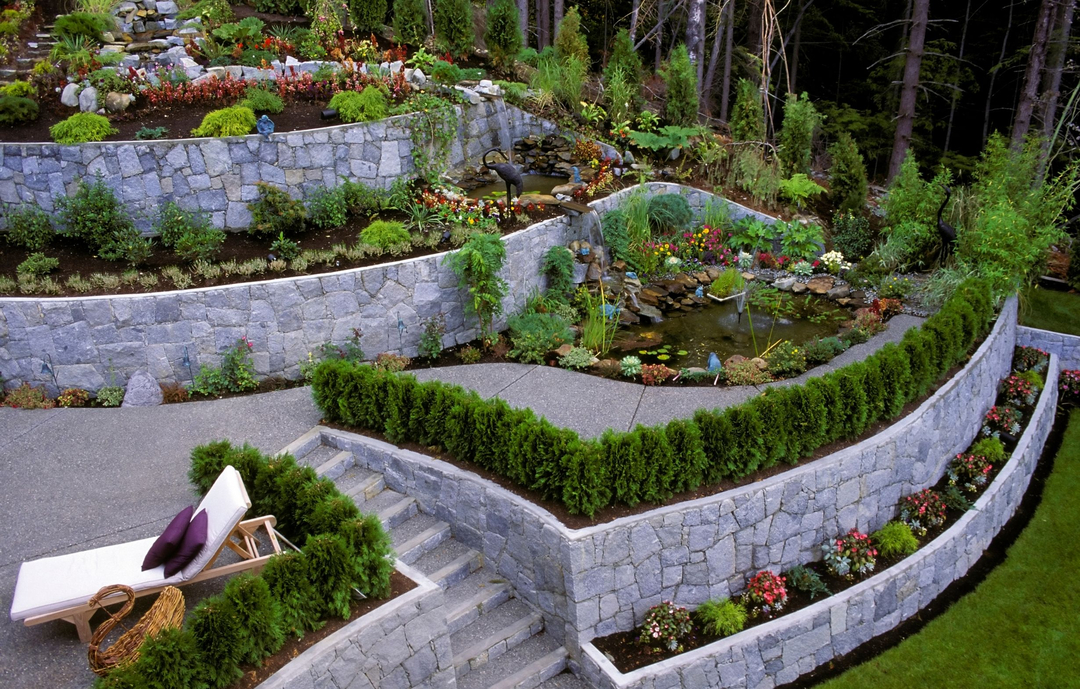 Grand Building Construction Image