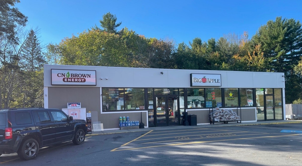Big Apple Store - Waldoboro, ME