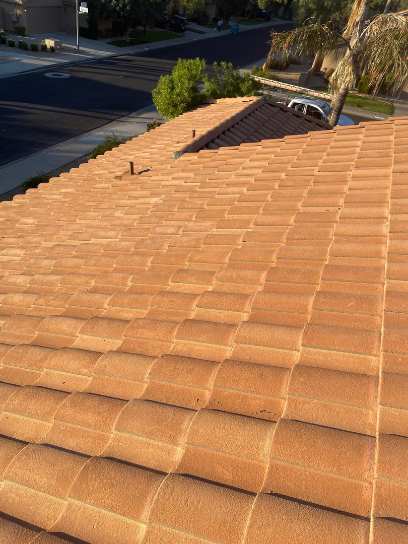 Tip Top Roofing Service Image