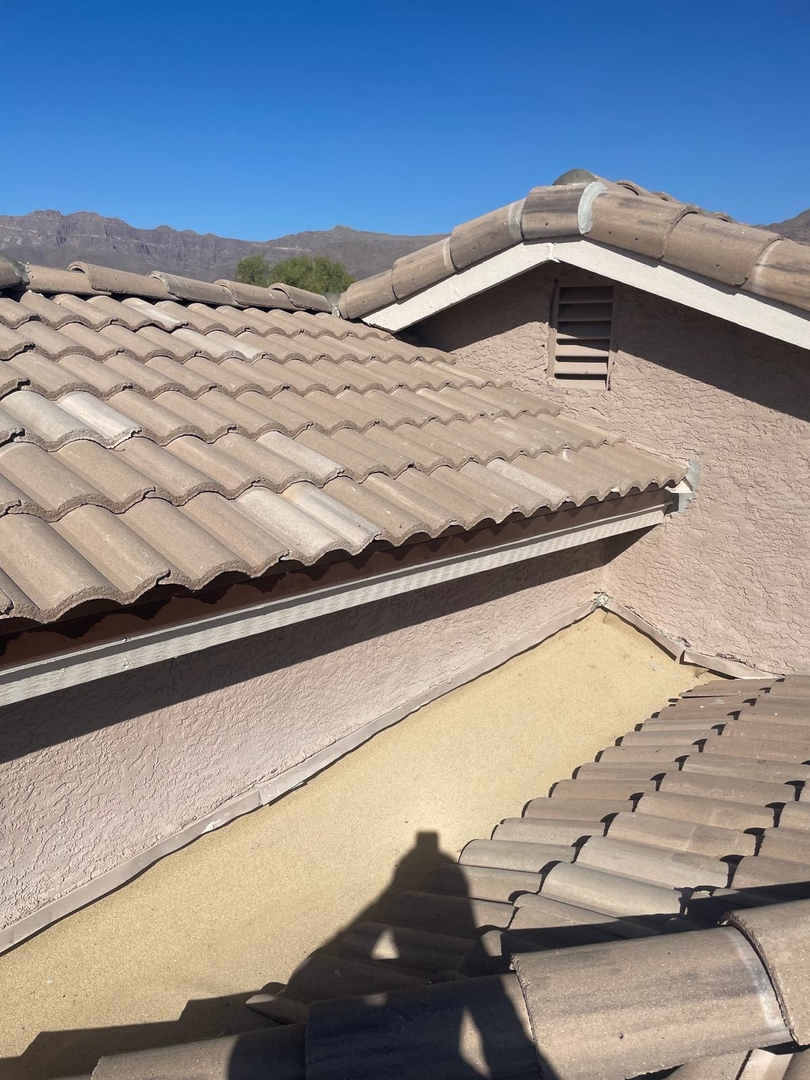 Tip Top Roofing Service Image