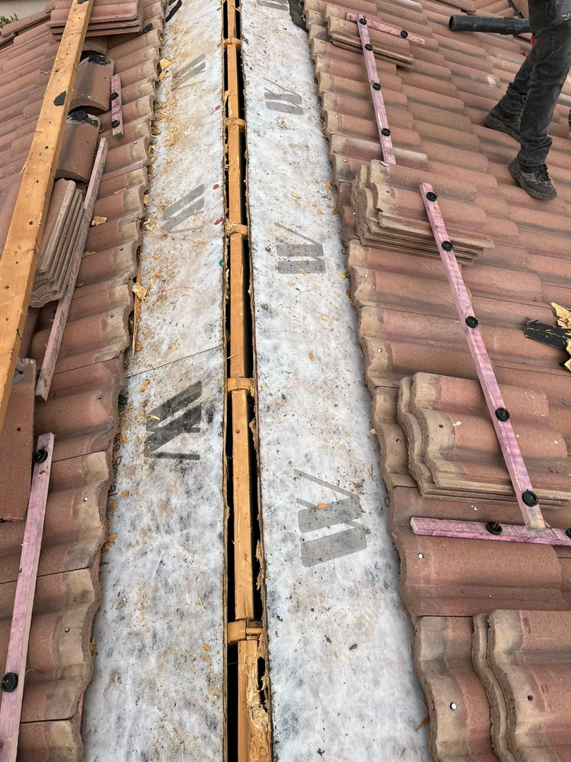 Tip Top Roofing Service Image