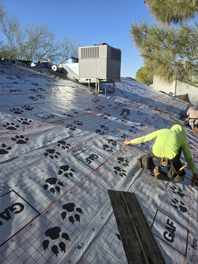 Tip Top Roofing Service Image