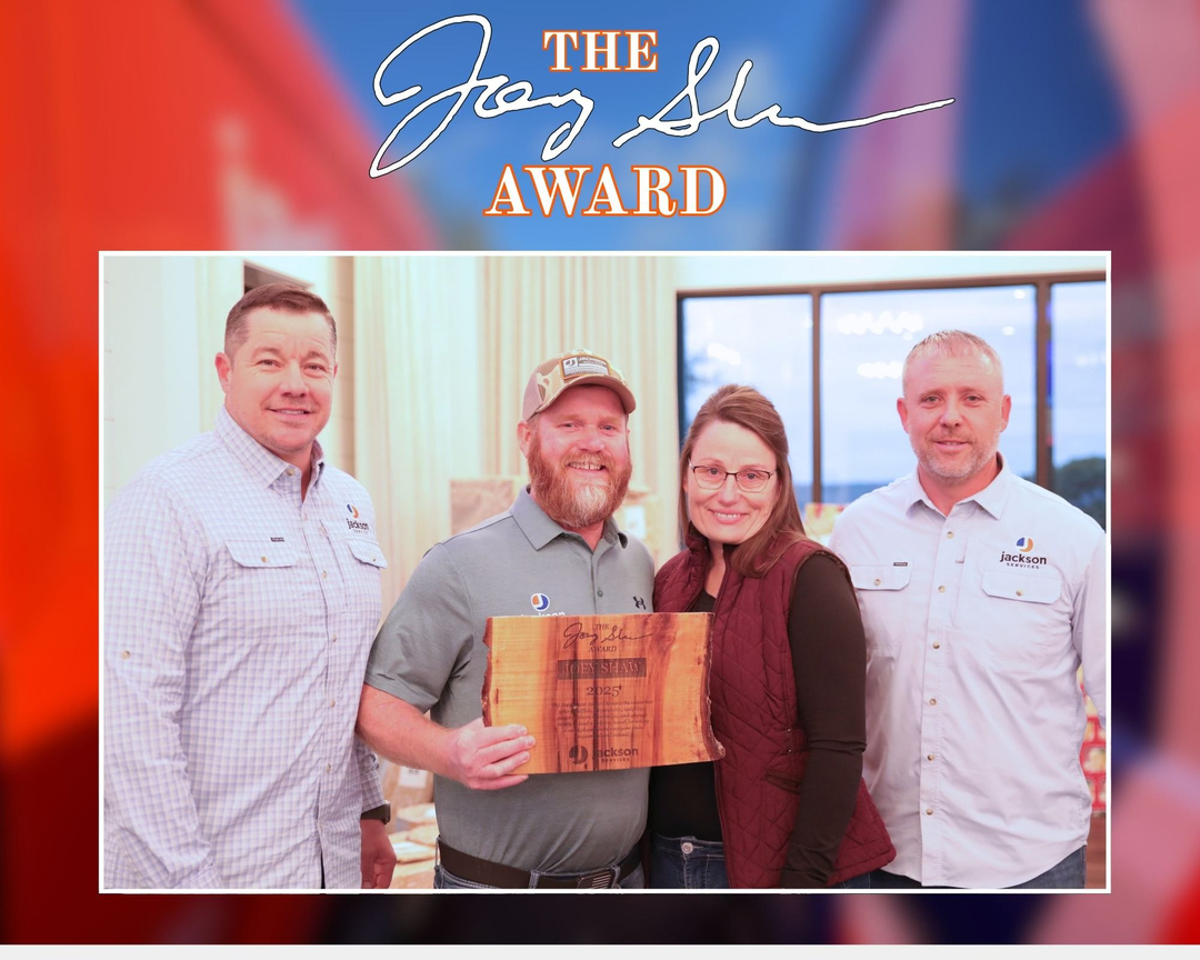 Mammoth Mechanical Logo